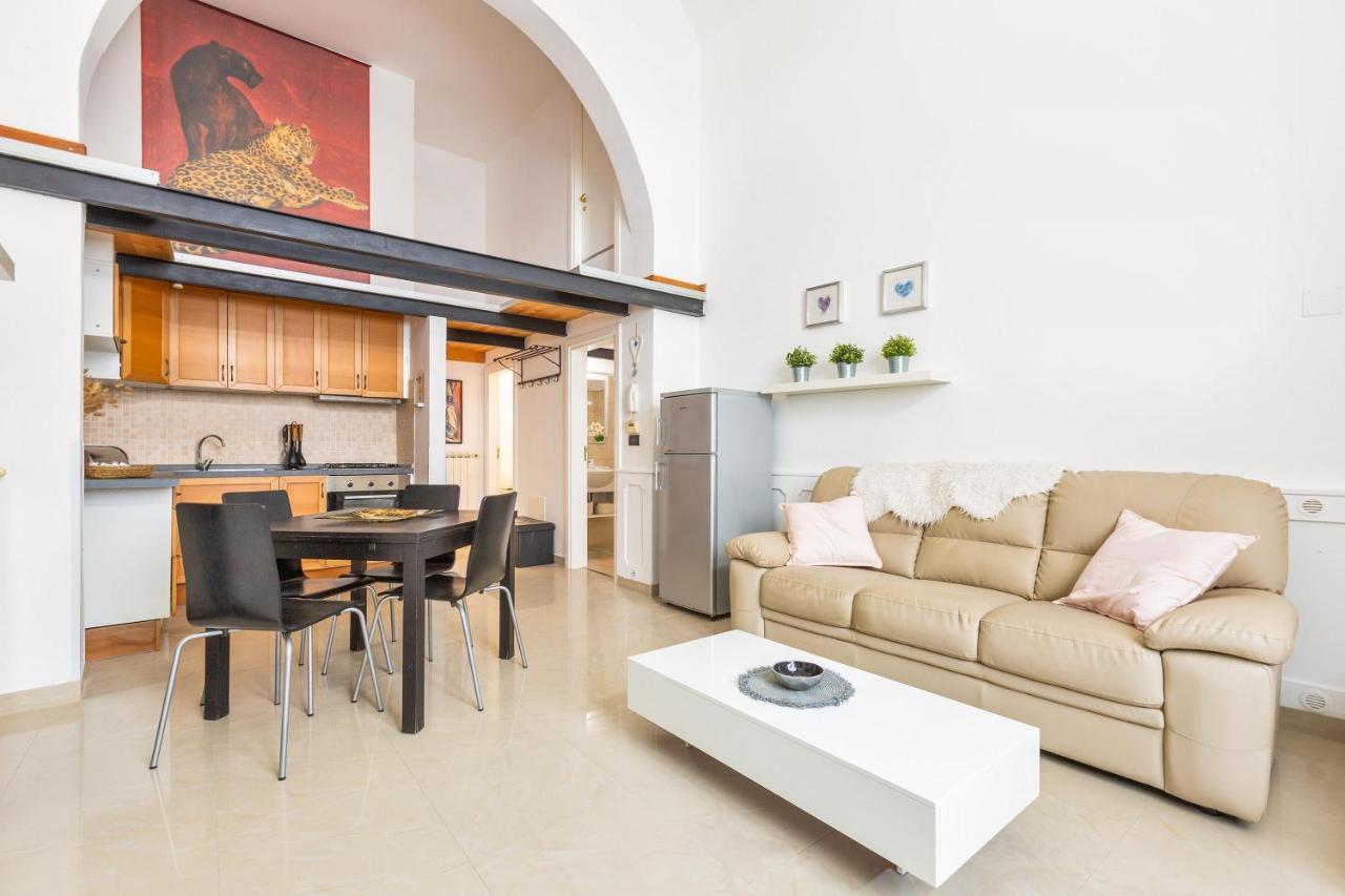 L'Appartamentino Holiday Home Лечче Екстер'єр фото